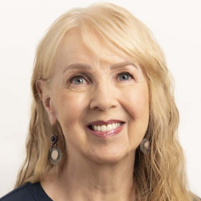 Kasandra Harfield [efarmingweb]